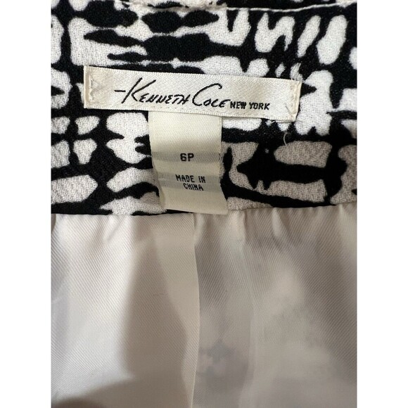 Kenneth Cole Reaction Black And White Bell Sleeve Zip Front Jacket Size 6 Petite - Picture 6 of 9